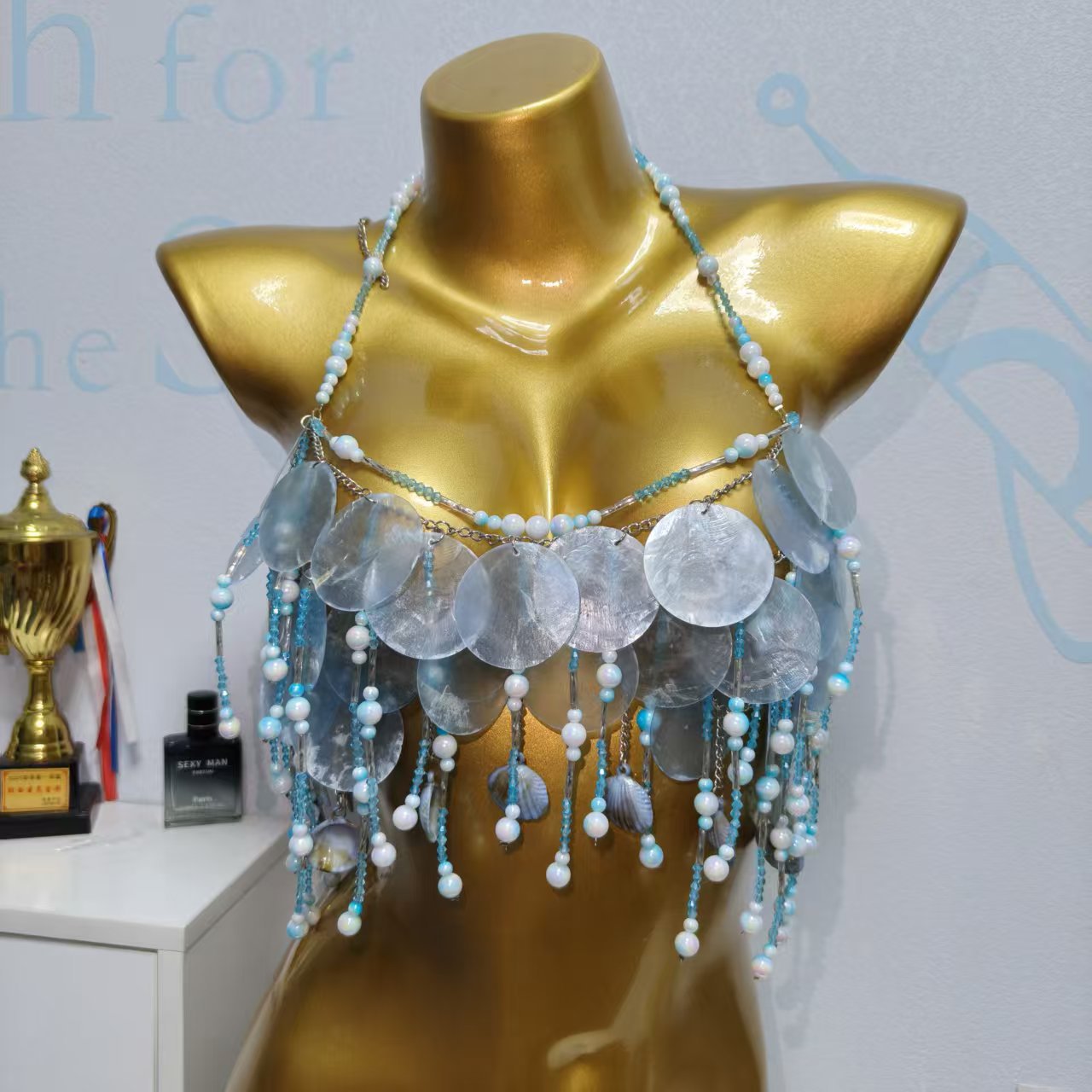 Top de sirena brillante hecho  - Body Jewelry Outfit reseña y precio